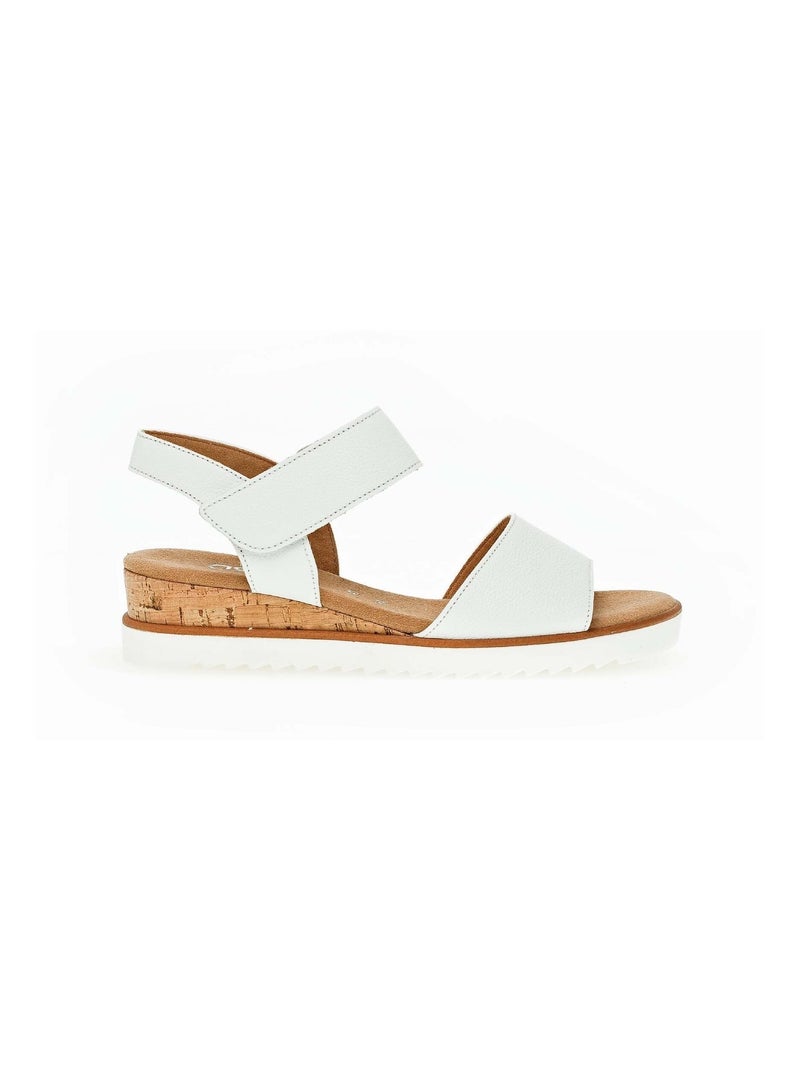 Sandales  en cuir lisse Blanc - Kiabi