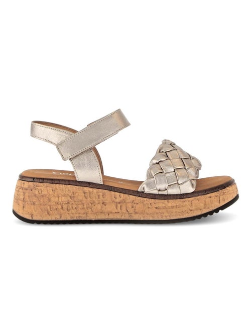 Sandales  en cuir lisse - Kiabi