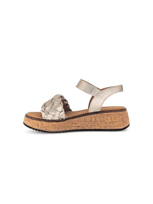 Sandales  en cuir lisse - Kiabi