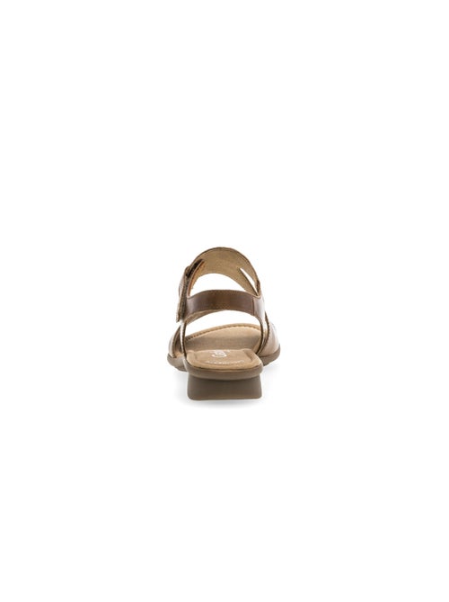 Sandales  en cuir lisse - Kiabi