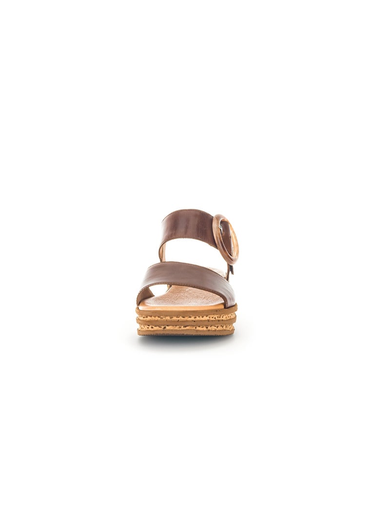Sandales  en cuir lisse Marron - Kiabi