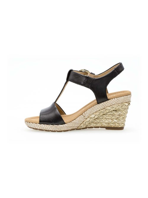 Sandales  en cuir lisse - Kiabi