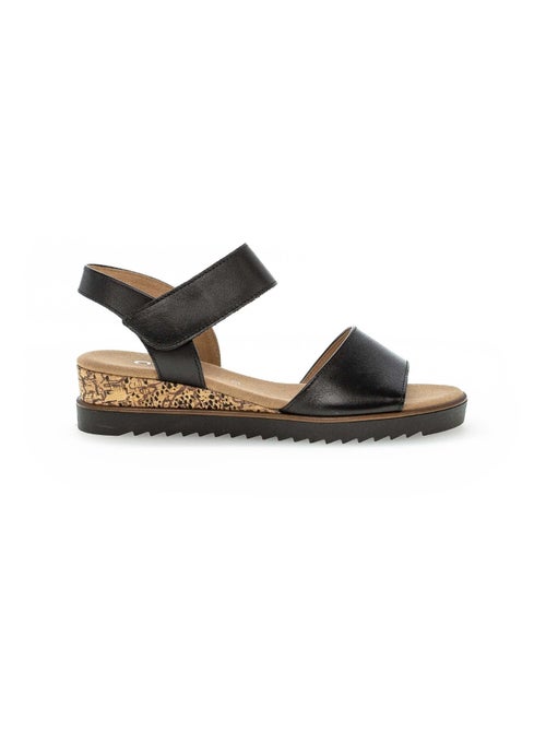 Sandales  en cuir lisse - Kiabi