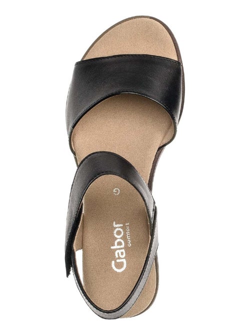 Sandales  en cuir lisse - Kiabi
