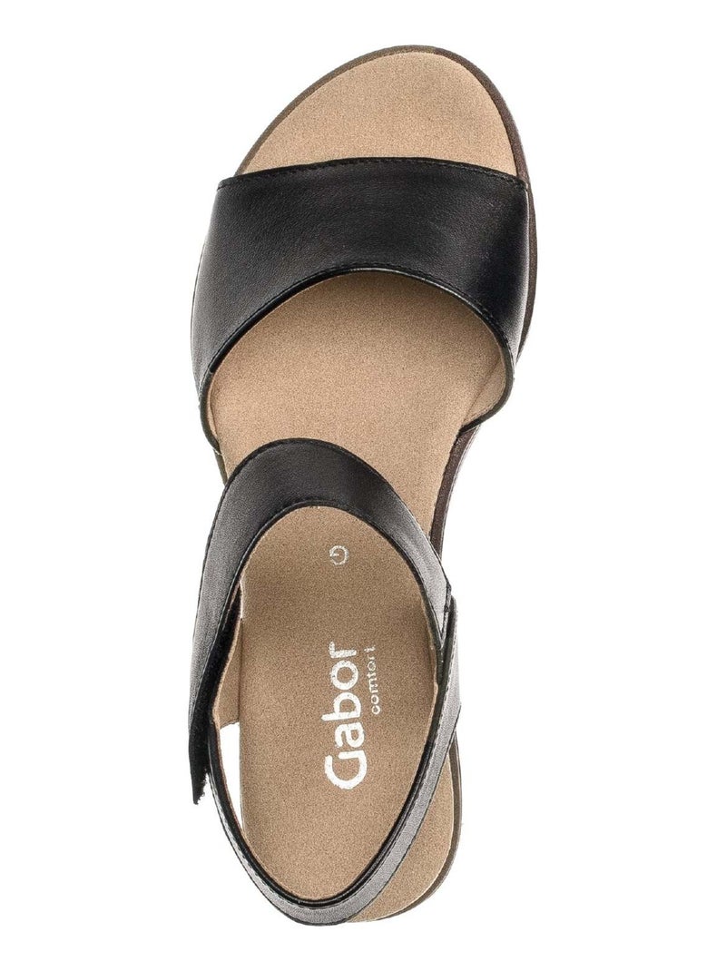 Sandales  en cuir lisse Noir - Kiabi