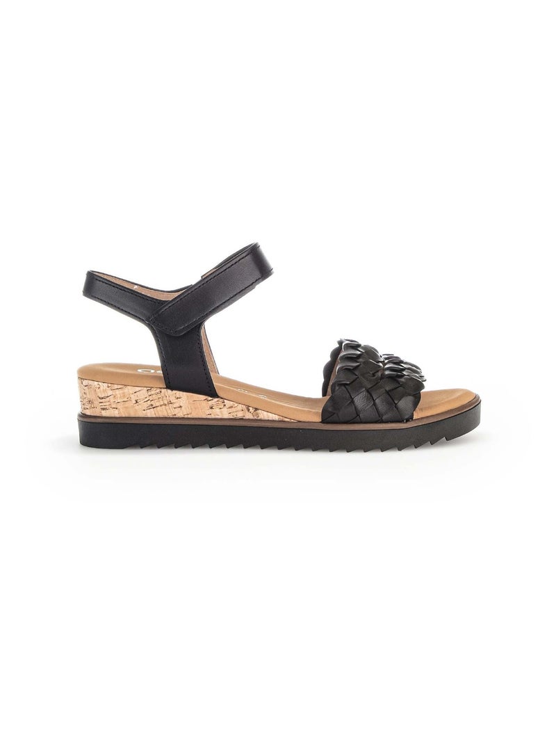 Sandales  en cuir lisse Noir - Kiabi