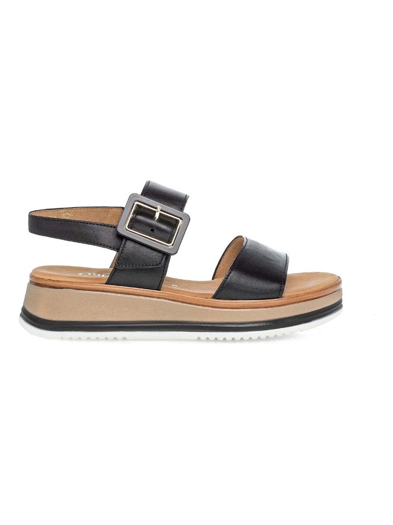 Sandales  en cuir lisse Noir - Kiabi