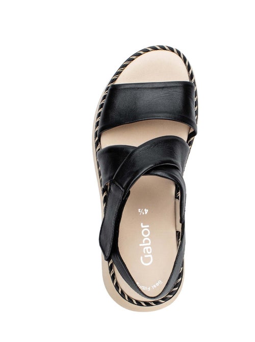Sandales  en cuir lisse - Kiabi