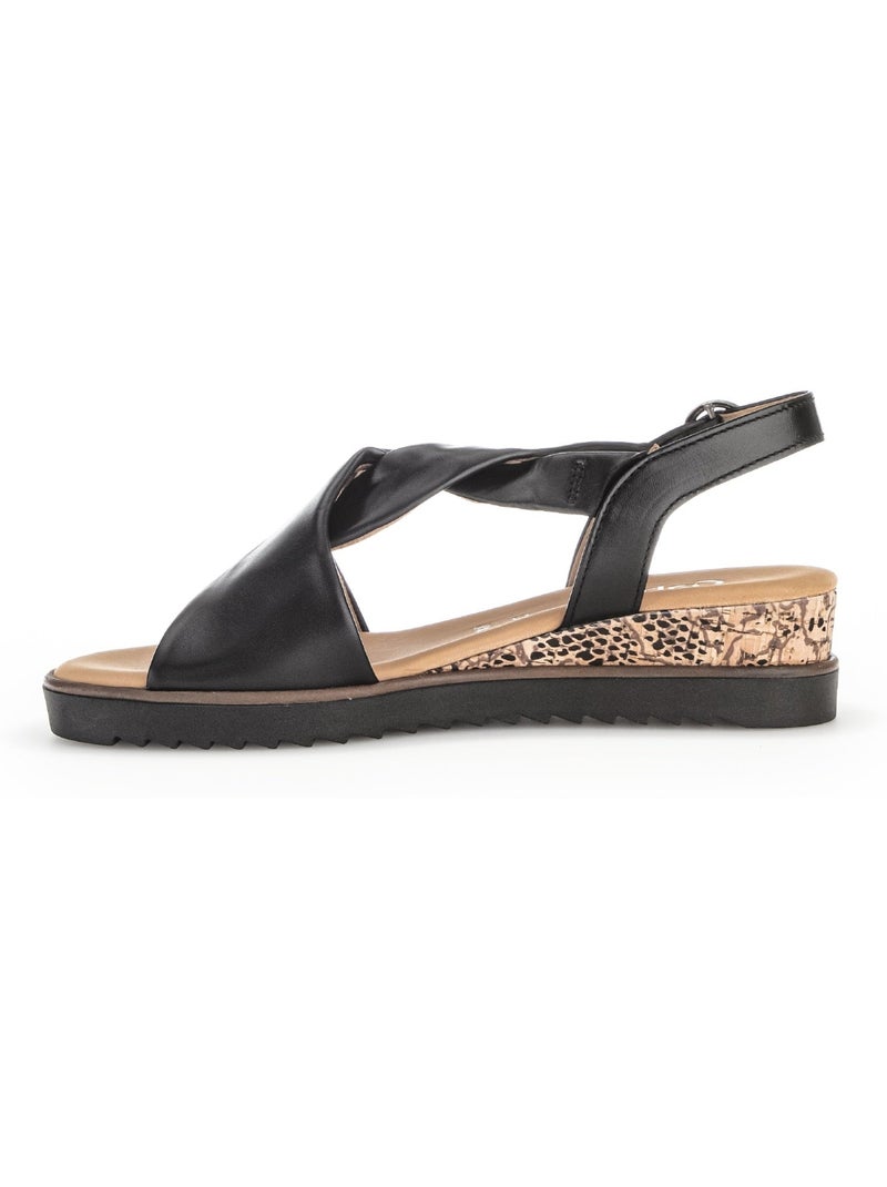 Sandales  en cuir lisse Noir Noir - Kiabi