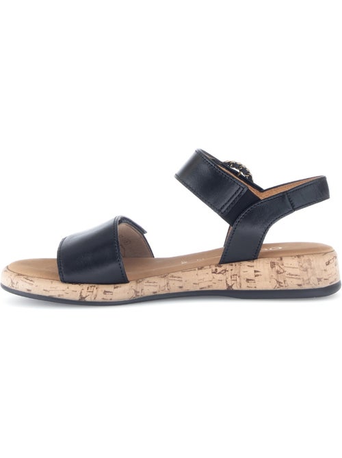 Sandales  en cuir lisse - Kiabi