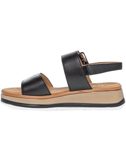 Sandales en cuir lisse - Kiabi Sandales en cuir lisse - Kiabi
