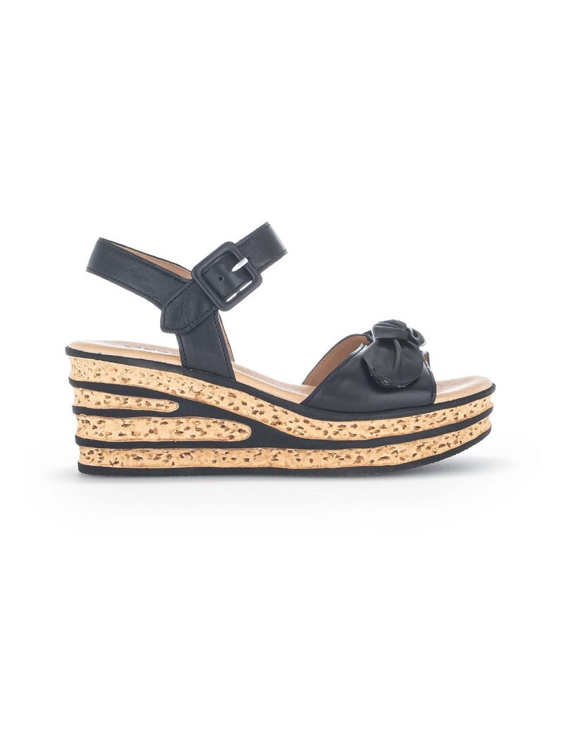 Sandales  en cuir lisse Noir Noir - Kiabi