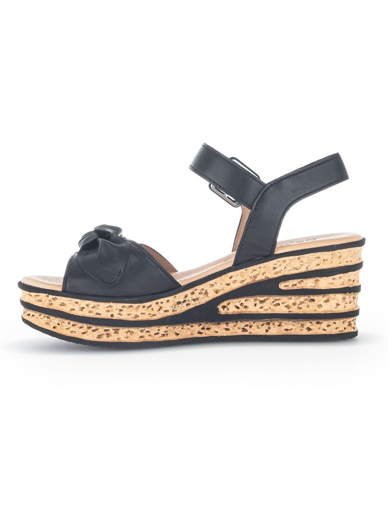 Sandales  en cuir lisse Noir Noir - Kiabi