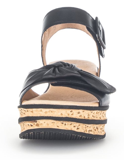 Sandales  en cuir lisse - Kiabi