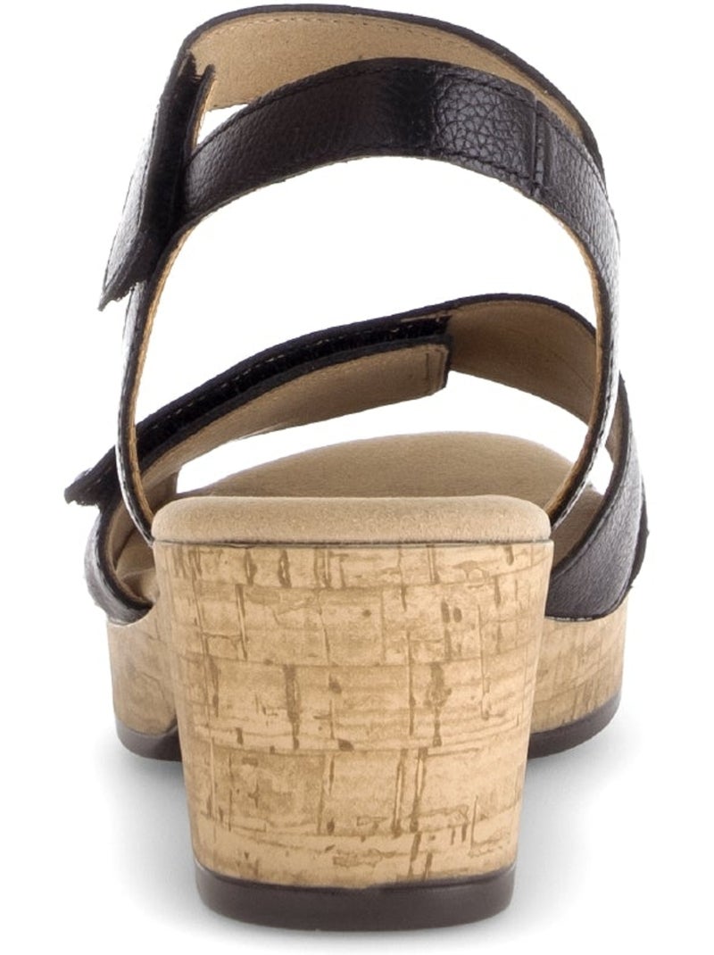 Sandales  en cuir lisse Noir Noir - Kiabi