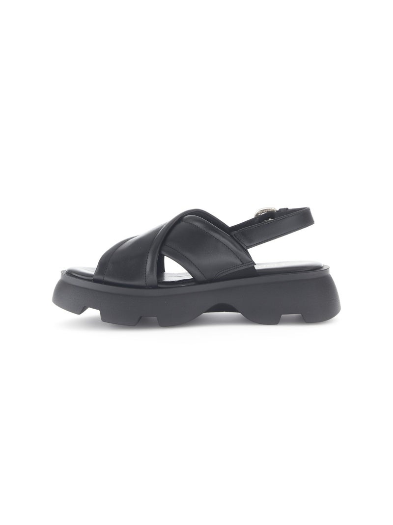 Sandales  en cuir lisse Noir - Kiabi