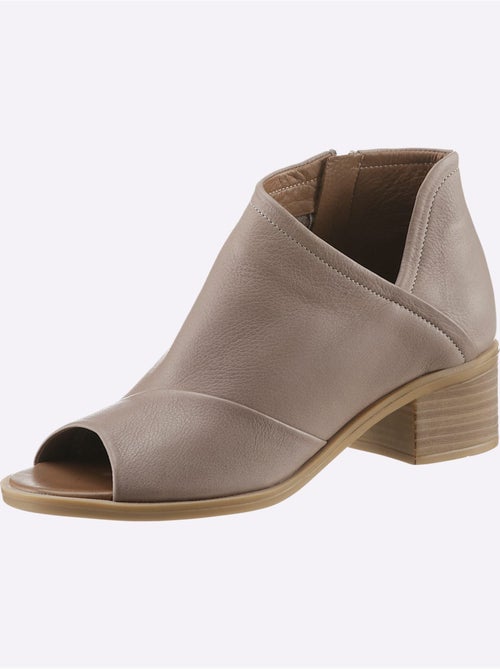 Sandales en cuir nappa avec glissière latérale et semelle en caoutchouc - Taille standard - Helline - Kiabi
