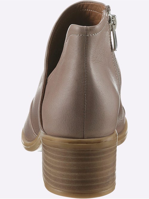 Sandales en cuir nappa avec glissière latérale et semelle en caoutchouc - Taille standard - Helline - Kiabi