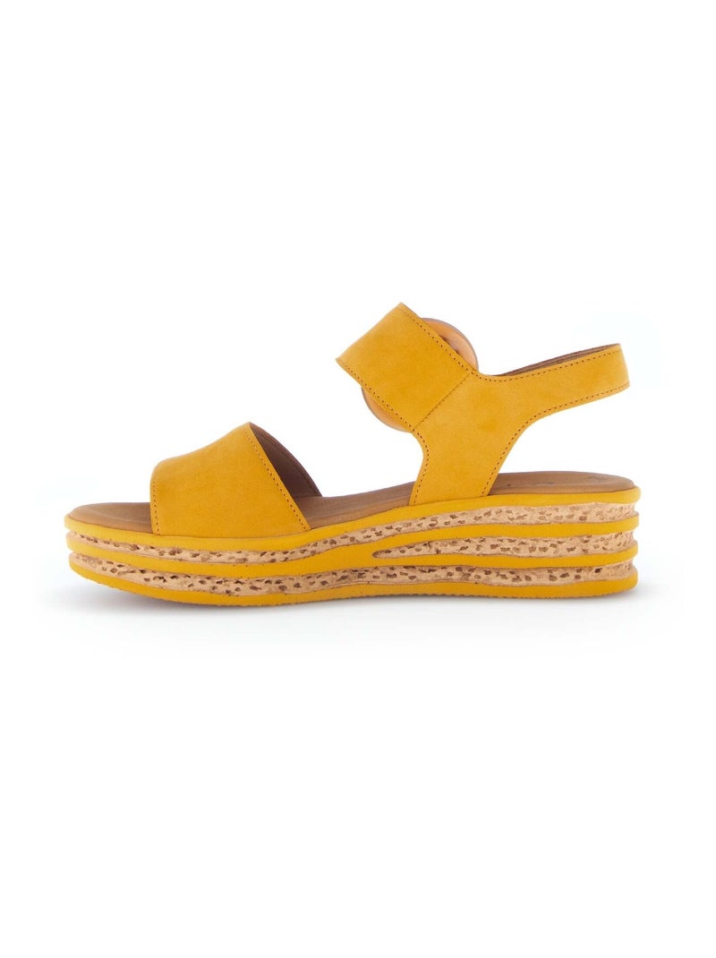 Sandales  en cuir nubuck Jaune - Kiabi