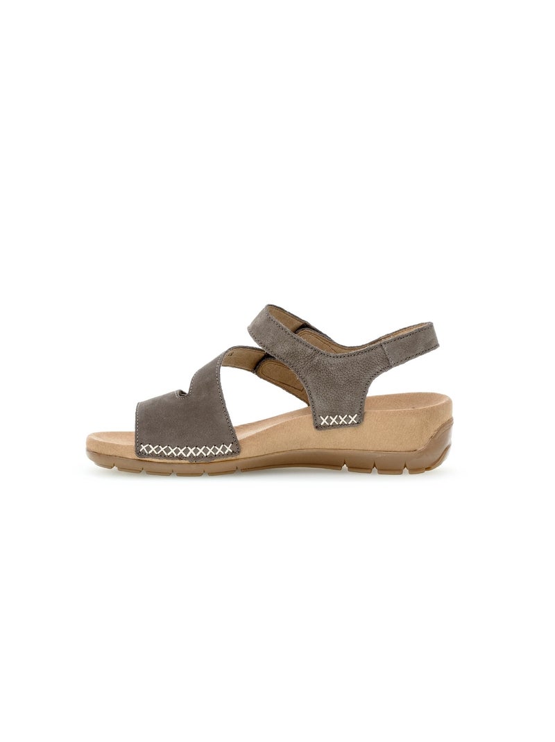Sandales  en cuir nubuck Marron - Kiabi