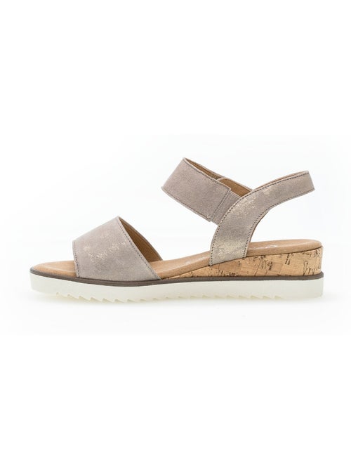 Sandales en cuir nubuck métallisé - Kiabi Sandales en cuir nubuck métallisé - Kiabi