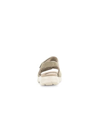 Sandales en cuir velours