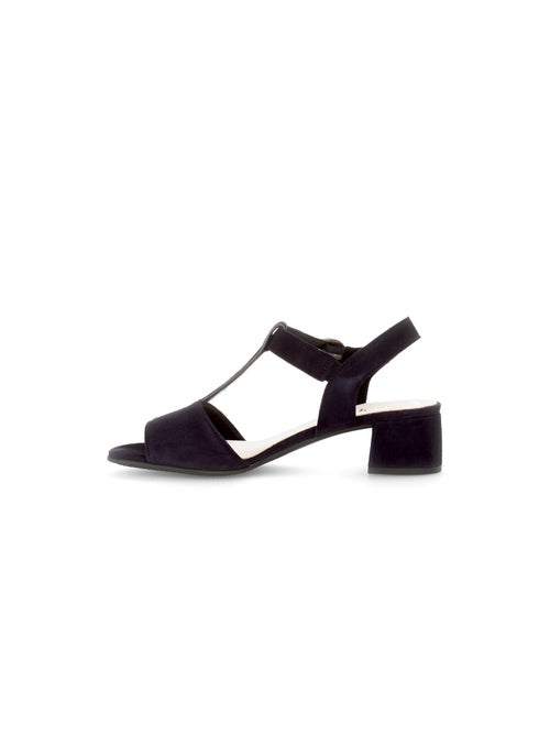 Sandales  en cuir velours - Kiabi