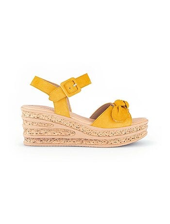 Sandales en cuir velours