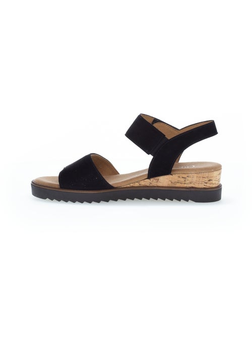 Sandales en cuir velours - Kiabi Sandales en cuir velours - Kiabi
