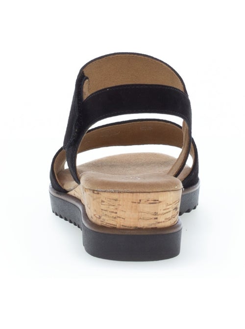 Sandales en cuir velours - Kiabi Sandales en cuir velours - Kiabi