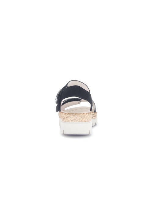 Sandales  en cuir velours - Kiabi