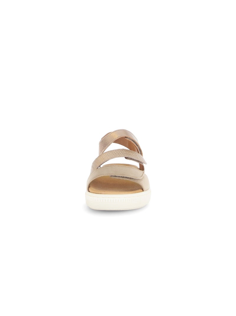 Sandales  en cuirs combinés Beige - Kiabi