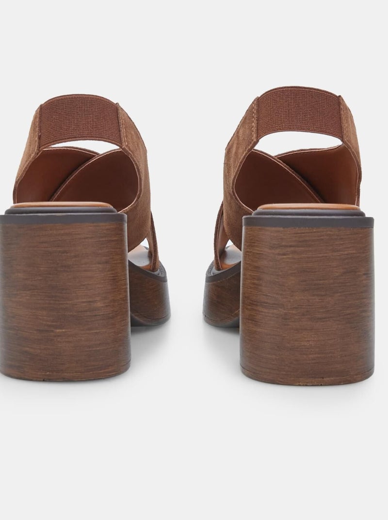 Sandales en daim avec talon BATA Marron - Kiabi