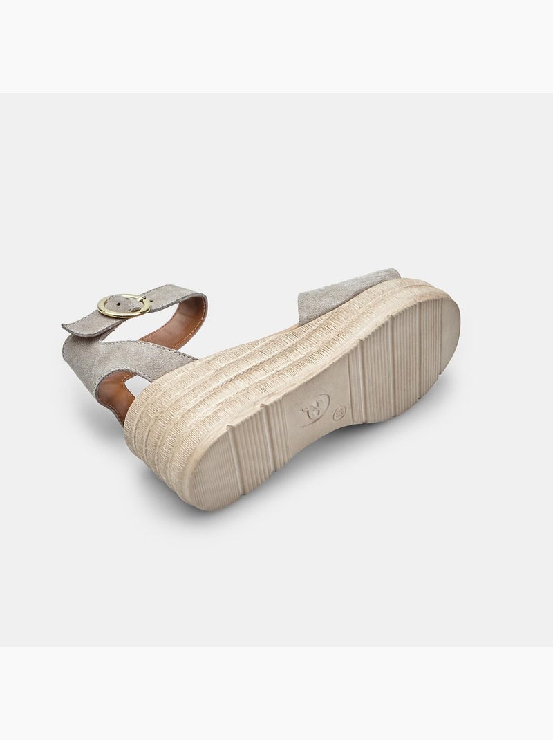 Sandales en daim avec talon compensé BATA Beige - Kiabi