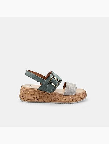 Sandales en daim avec talon compensé BATA