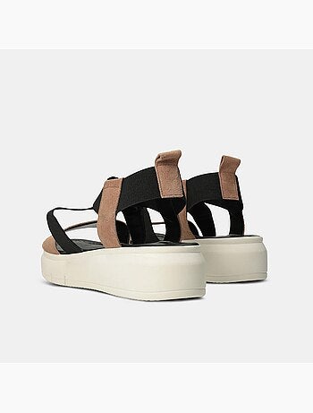 Sandales en daim bata