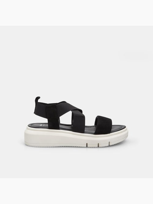 Sandales en daim BATA - Kiabi