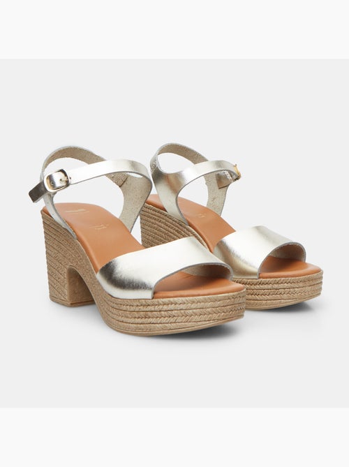 Sandales en nubuck avec talon de 8,5 cm bata - Kiabi Sandales en nubuck avec talon de 8,5 cm bata - Kiabi