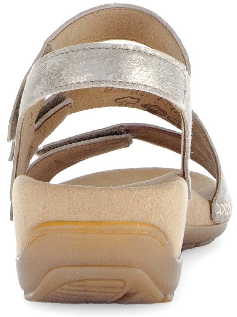 Sandales  en nubuck métallisé Doré/or - Kiabi