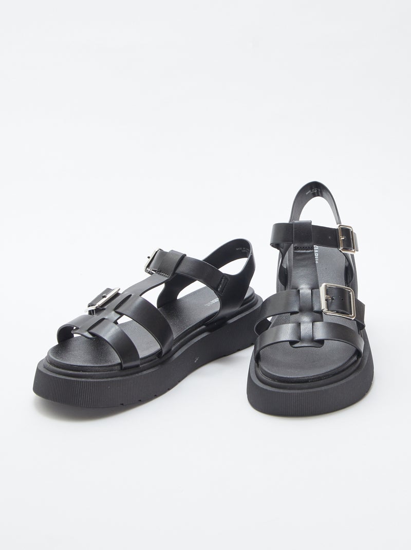 Sandales en simili noir - Kiabi