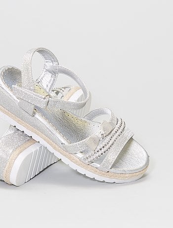 Sandales en simili pailleté avec strass