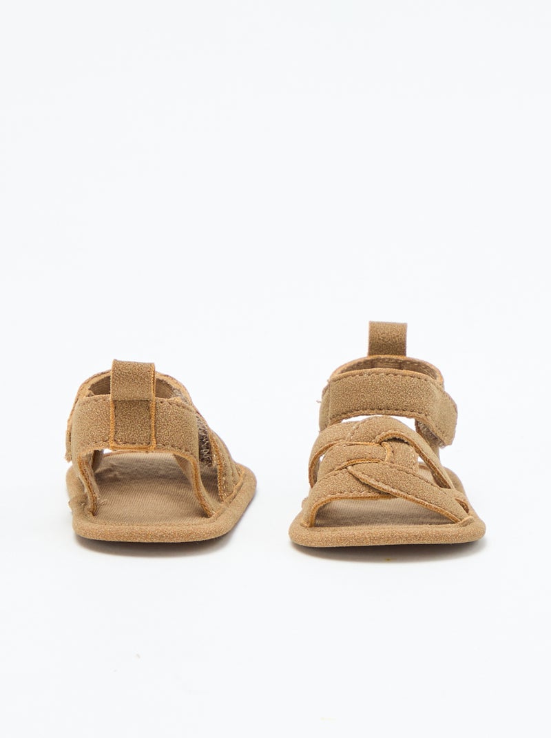 Sandales en tissu avec brides croisées Marron - Kiabi