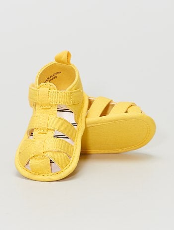 Chaussures Vetements Bebe Jaune Kiabi