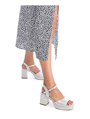 Sandale entreprise à talon cheville