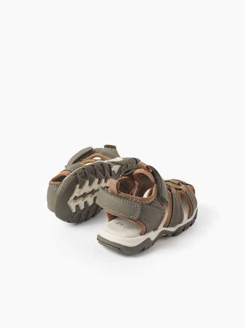 Sandales fermées ultra-légères - Kiabi