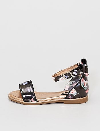 Sandales fleuries