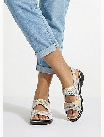 Sandales grande largeur cuir