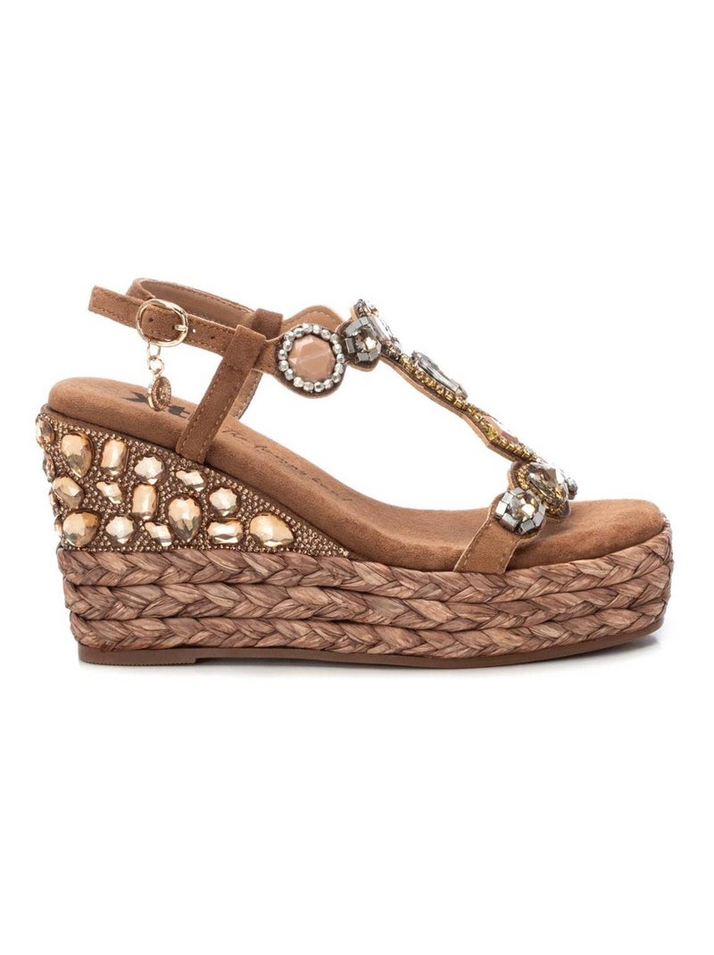 Sandales habillées à semelle compensée avec boucle Camel - Kiabi