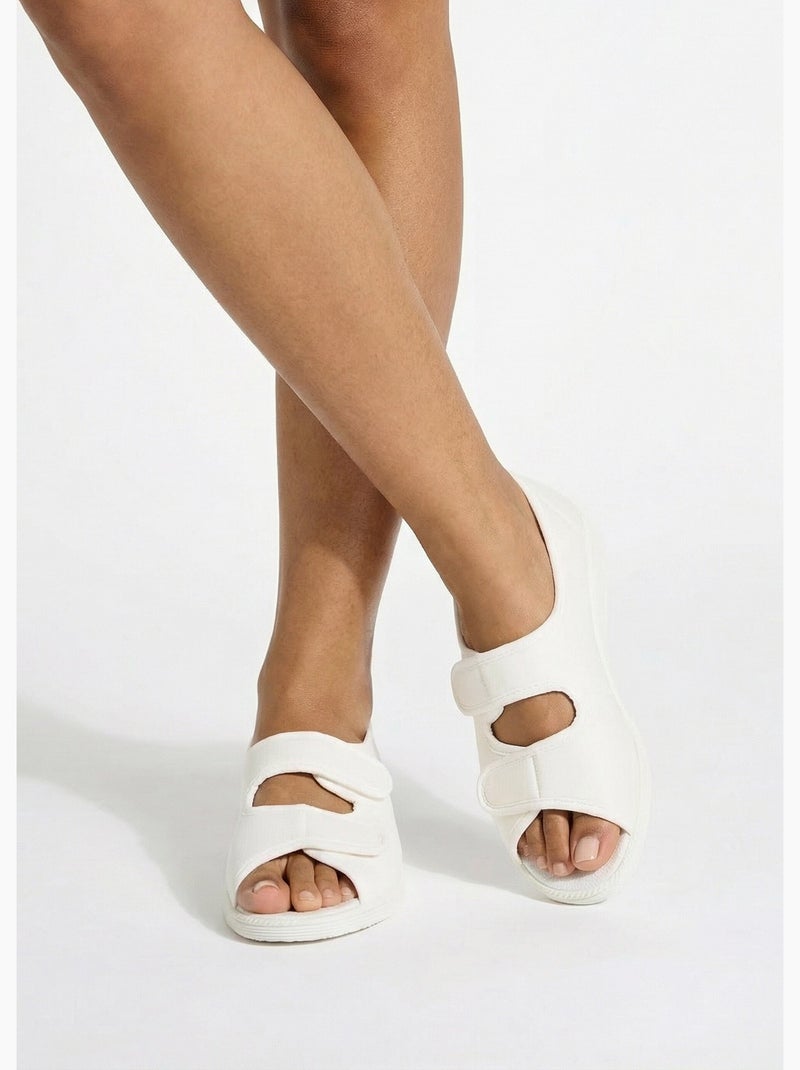 Sandales largeur confort bout ouvert Blanc - Kiabi