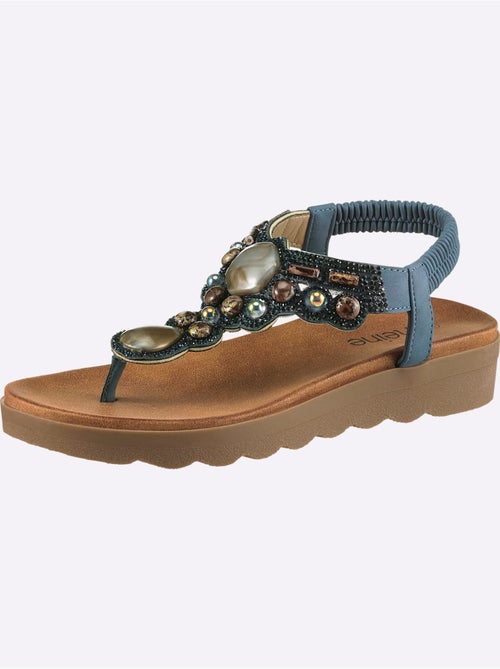 Sandales matière synthétique - taille standard - helline - Kiabi Sandales matière synthétique - taille standard - helline - Kiabi